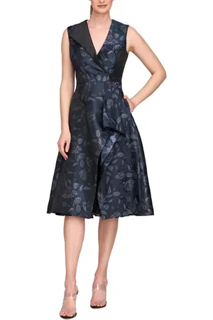 Kay Unger Lottie Sleeveless Fit & Flare Dress in at Nordstrom, Size 0