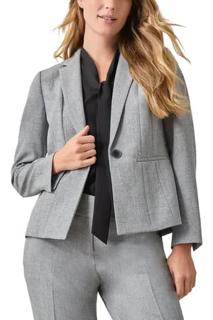 Kasper Stretch Crepe One-Button Blazer in at Nordstrom, Size 8