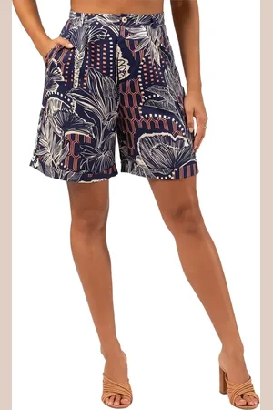 Tori Richard Oasis Nia Short in at Nordstrom, Size 2