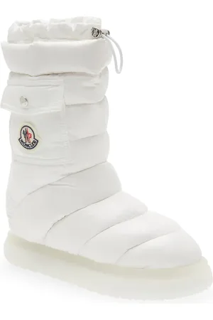 Moncler Gaia Pocket Puffer Snow Boot in at Nordstrom, Size 5Us