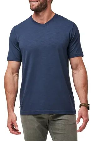 Travis Mathew Cloud Trim Fit Slubbed T-Shirt in at Nordstrom, Size Small