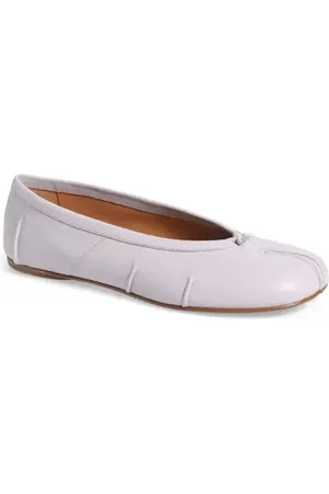 Maison Margiela Tabi Ballerina Flat in at Nordstrom, Size 6Us
