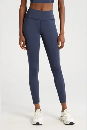 Travis Mathew Moveknit Bonded Pocket Leggings in at Nordstrom, Size Medium