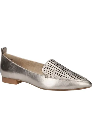 Bella Vita Alessi Perforated Pointed Toe Flat in at Nordstrom, Size 8.5