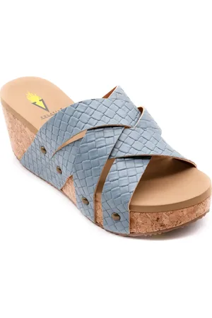 Volatile Newport Crisscross Platform Slide Sandal in at Nordstrom, Size 11