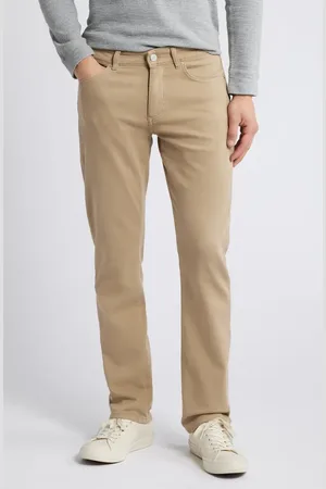 DL1961 Russell Slim Fit Straight Leg Jeans in at Nordstrom, Size 31 X 32