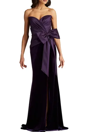 Tadashi Shoji Strapless Bow Detail Mixed Media Velvet Gown in at Nordstrom, Size 6