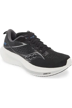 Saucony Ride 17 Running Shoe in at Nordstrom, Size 7.5
