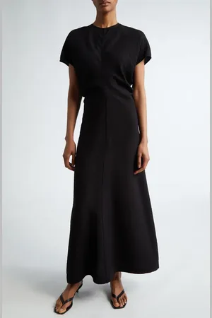 Totême Crinkle Texture Knit Maxi Dress in at Nordstrom, Size 0 Us