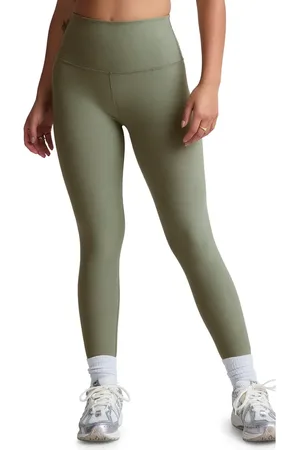 Beyond Yoga Caught in the Midi High Waist Leggings in at Nordstrom, Size Medium