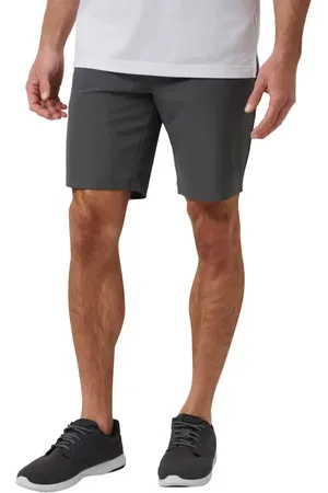 Travis Mathew Travel Year flat Front Shorts in at Nordstrom, Size 33