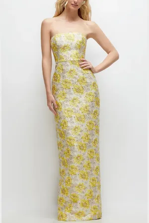 Alfred Sung Golden Metallic Jacquard Strapless Column Gown in at Nordstrom, Size 16