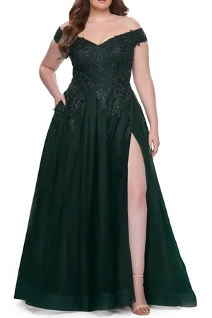 La Femme Off The Shoulder Tulle Plus Size Gown with Lace in at Nordstrom, Size 14W