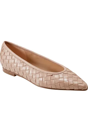 MARC FISHER Damaria Pointed Toe Flat in at Nordstrom, Size 10