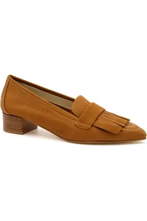 Amalfi by Rangoni Asti Pointed Toe Kiltie Loafer Pump in at Nordstrom, Size 8.5