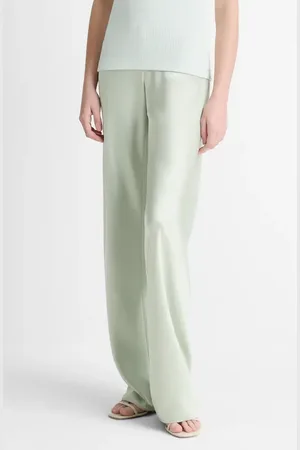 Vince Fluid High Waist Straight Leg Pants in at Nordstrom, Size Small