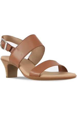 Munro Livia Slingback Sandal in at Nordstrom, Size 6.5