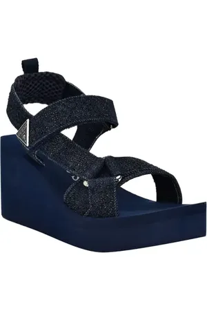Guess Dawsin 4 Platform Wedge Sandal in at Nordstrom, Size 8