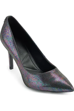 Karl Lagerfeld Royale Pointed Toe Pump in at Nordstrom, Size 9
