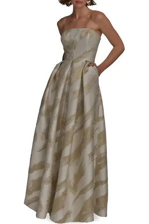 Donna Karan Strapless Fit & Flare Gown in at Nordstrom, Size 8