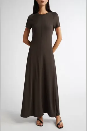 Totême Fluid Jersey Maxi T-Shirt Dress in at Nordstrom, Size Medium