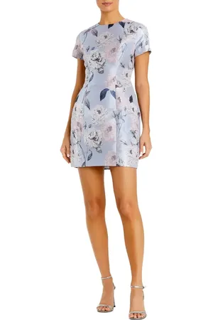 Mac Duggal Short Sleeve Fitted Floral Mini Dress in at Nordstrom, Size 12