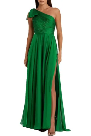 Mac Duggal Pleated One Shoulder Chiffon Gown in at Nordstrom, Size 8