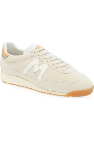 Karhu Gender Inclusive Mestari Sneaker in Turtledove /Bright White at Nordstrom, Size 7.5 Women