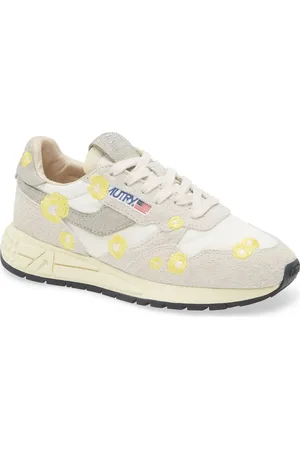 Autry Reelwind Low Sneaker in at Nordstrom, Size 6Us