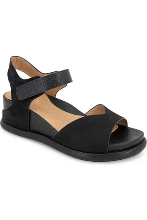 Kenneth Cole Jalleen Wedge Sandal in at Nordstrom, Size 6.5