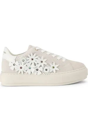 Kurt Geiger Laney Flower Embellished Sneaker in at Nordstrom, Size 9Us