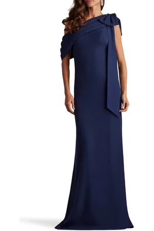 Tadashi Shoji One-Shoulder Crepe Column Gown in at Nordstrom, Size 8