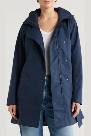Helly Hansen Welsey II Insulated Waterproof Trench Coat in at Nordstrom, Size X-Large