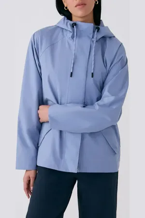 Lolë Lachine Waterproof Rain Jacket in at Nordstrom, Size X-Small