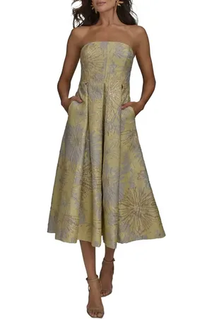 Donna Karan Metallic Floral Jacquard Strapless Cocktail Dress in at Nordstrom, Size 6