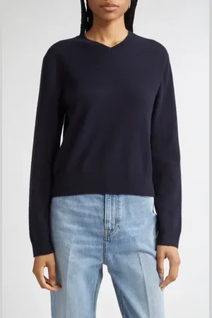 Totême Classic V-Neck Cashmere Sweater in at Nordstrom, Size X-Small
