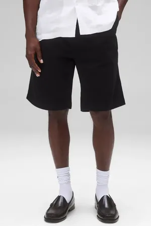Reigning Champ Sophomore Relaxed Fit Pleated Cotton Twill Chino Shorts in at Nordstrom, Size 38