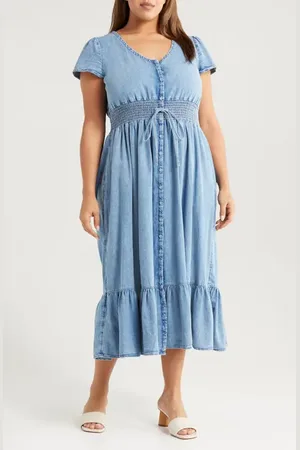 Treasure & Bond Smocked Waist Chambray Midi Dress in at Nordstrom, Size 4X