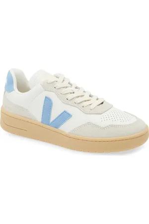 Veja V-90 Leather Sneaker in at Nordstrom, Size 42