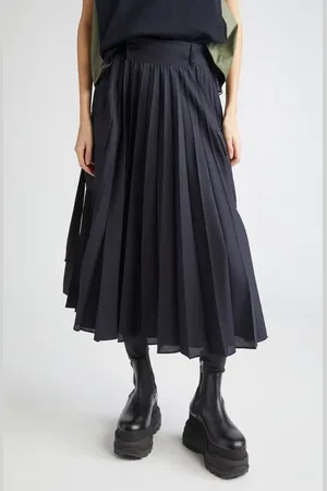 SACAI Suiting Pleated Cargo Midi Skirt in at Nordstrom, Size 3