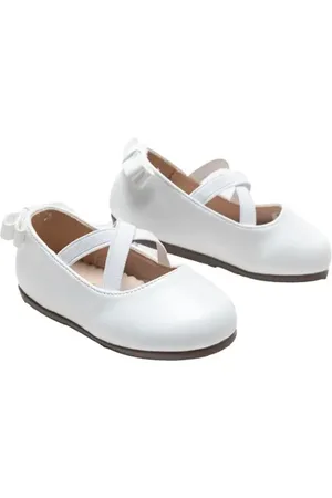 Tulleen Charmed Cross Banded Ribbon Flats in at Nordstrom, Size 4.5