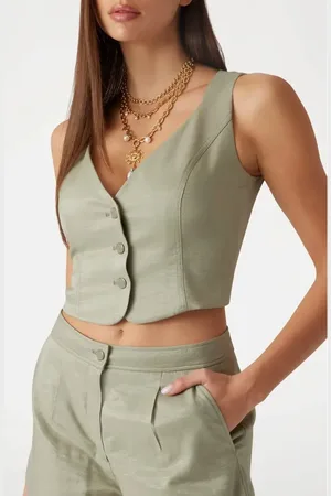 Guess Camille Perfect Crop Vest in at Nordstrom, Size X-Small