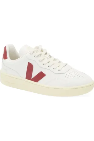 Veja V-90 Leather Sneaker in at Nordstrom, Size 39