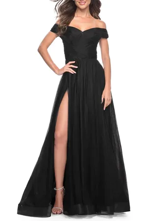 La Femme A-Line Tulle Prom Dress with Off the Shoulder Top in at Nordstrom, Size 0