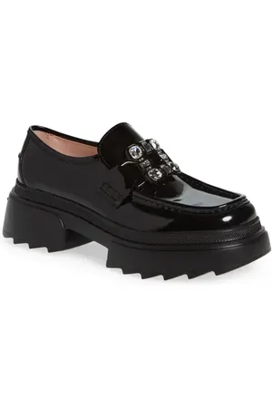 Roger Vivier Wallaviv Crystal Buckle Loafer in at Nordstrom, Size 9Us