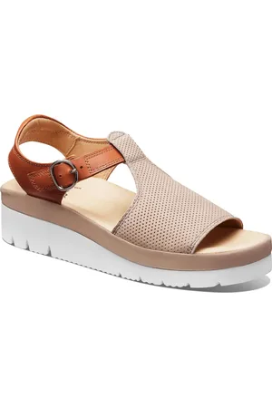 Samuel Hubbard Portola T-Strap Sandal in at Nordstrom, Size 9.5