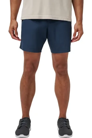 Travis Mathew Wanderlust 7-Inch Shorts in at Nordstrom, Size 36