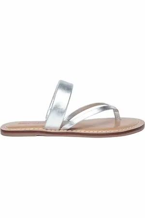 Bernardo Leia Thong Sandal in at Nordstrom, Size 9