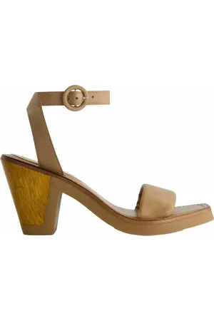 Bernardo Brisi Heeled Sandal at Nordstrom, Size 10