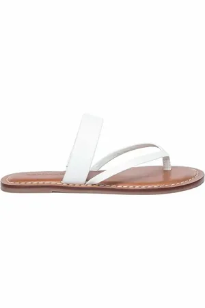 Bernardo Leia Thong Sandal in at Nordstrom, Size 8.5